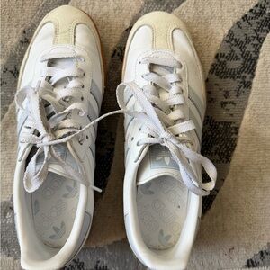 Adidas Classic White and Light Blue Samba Size 8